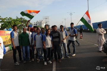 Srimanthudu Movie Team at HBC Chak De India Ride